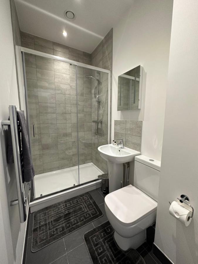 פטרבורו Sleek & Stylish Apartment By Dh Aparthotels מראה חיצוני תמונה